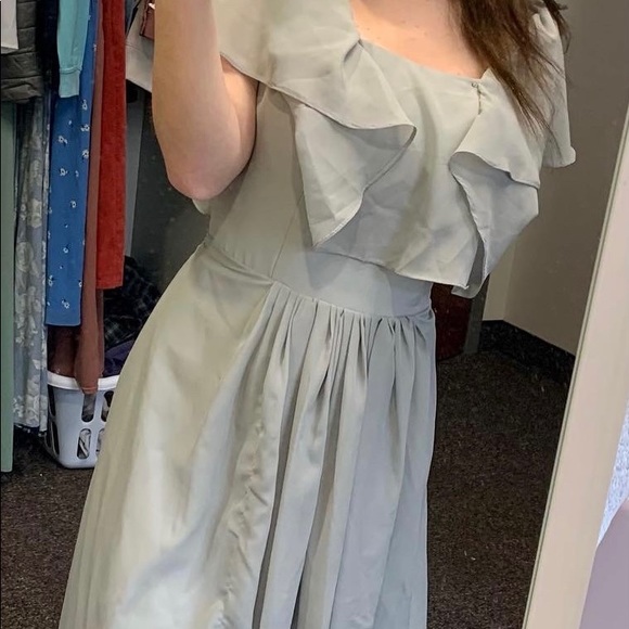 HOMECOMING/PROM DRESS - Picture 1 of 4